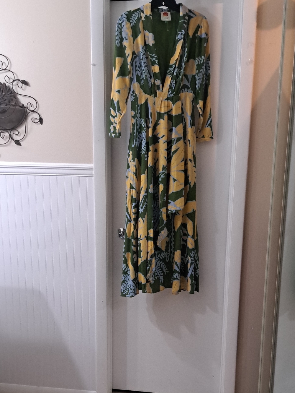 Farm Rio Foliage Sketch Green Deep V Maxi Dress Green& Yellow XS Excellent